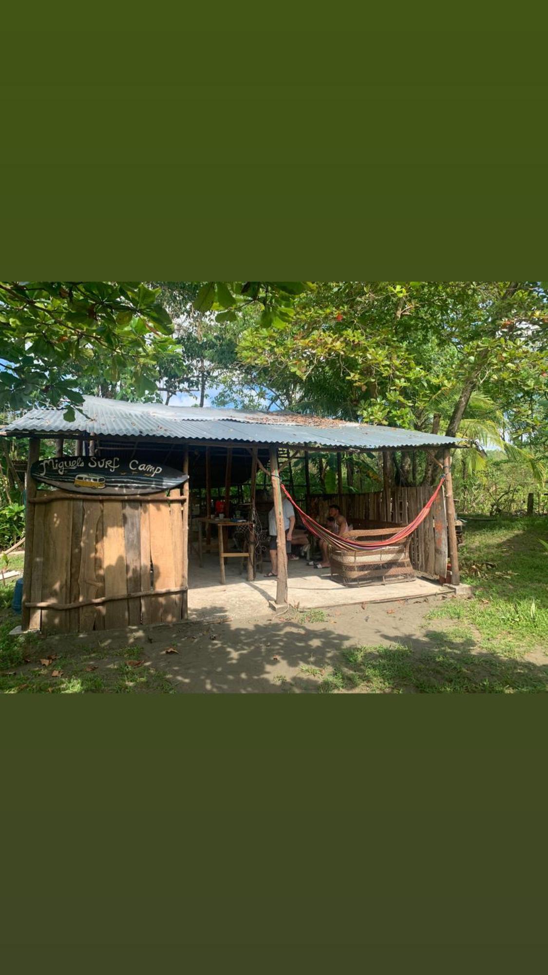 Miguel Surf Camp Ξενοδοχείο Quepos Εξωτερικό φωτογραφία